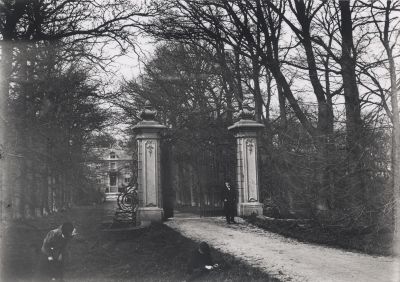 Hek-Kasteel-Nederhorst
A 680 Gemeentearchief Amsterdam. 
Kasteel Nederhorst Foto Jacob Olie
