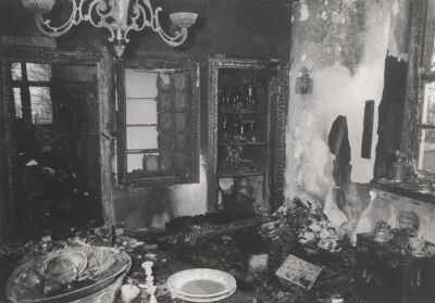 Kasteelbrand
Interieur van het kasteel na de verwoestende brand van januari 1971
