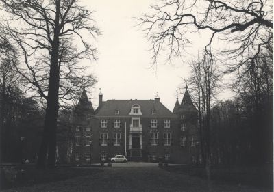 Kasteel-Nederhorst
Kasteel “Nederhorst”.
Trefwoorden: Slot