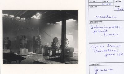 Schuimrubberfabriek-Rivi--ra
Interieur na de brand in juni 1965 op Pinksterzaterdag
