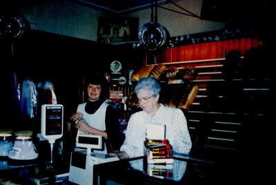Bakkerij-Roukens
Bakkerij in Overmeer
Trefwoorden: winkel Bakkerij