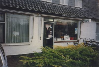 Verfwinkel-Baar
Opheffingsuitverkoop van de schilderswinkel van R J Baar
