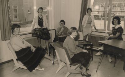 Opening-Christelijke-Kleuterschool
H. T .Slooten  School
V.L.N.R. Ina Tammimg-Ada Snel-H Reymerink-W Snel-A Versloot-W Schriek
