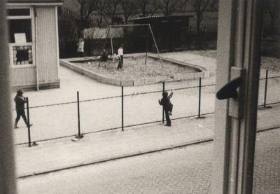 Kinderspeelplaats
Kleuterschool De Blokkendoos.
Afgebroken omstreeks 1975 voor de bouw van de Uiterdijksehof.
Trefwoorden: Kleuterschool Uiterdijksehof