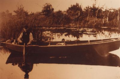 Roeien-in-de-Spiegelpolder
Dobberen op de plas-  Een rustig plekje aan de Googh
Trefwoorden: Roeien