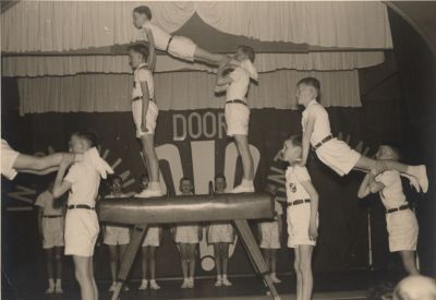 DIO-Opgericht-in-1954
Uitvoering D.I.O (Door Inspanning Ontspanning), opgericht in 1954
Trefwoorden: D.I.O.