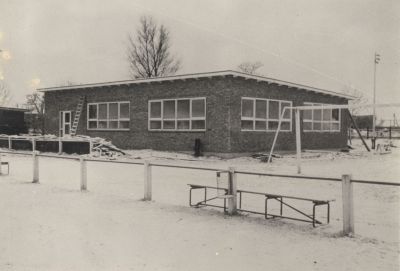 Bouw Kantine
Sportpark Vreelandseweg   Bouw kantine van v v Nederhorst
Trefwoorden: Voetbal, Sportpark