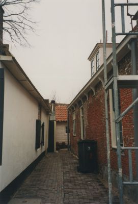 Gang-tussen-woningen-Kerkstr
Gang tussen de woningen kerkstraat 22 en 24.
