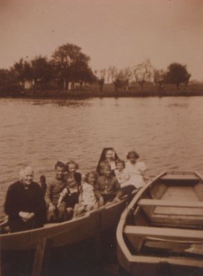 Fam-Hagen-Hinderdam
Familie Hagen (Jan de visser ; 