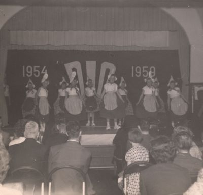 DIO-jubileum
DIO jubileum.
1954-1959, 5 jarig bestaan werd gevierd in Hotel/Cafe/ Restaurant 