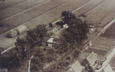 Het-Jachthuis
t Jachthuis  
Gebouwd in 1903 in opdracht in H C van der Honert
