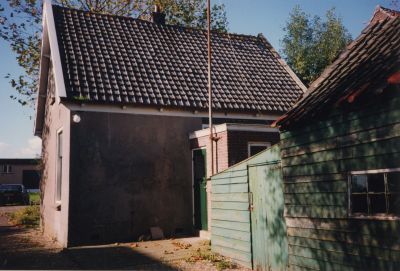 Woonhuis-van-groente-en-fruithandelaar
Dit woonhuis was van de groenten en fruithandelaar N Versteeg, die op 85-jarige leeftijd introk in Bejaarden Centrum 