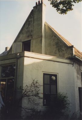 Voormalige-onderwijzerswoning
Voormalige onderwijzerswoning van de Warinschool aan de Voorstraat.
