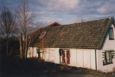 Afgebroken-woning
De woning is klaar om afgebroken te worden en plaats te maken voor nieuwbouw .
Dit is gesitueerd aan de Torenweg hoek  Eilandseweg.
 Laatste bewoners waren de families Udo ,Schipper( Jaap)  en Rodenburg.
