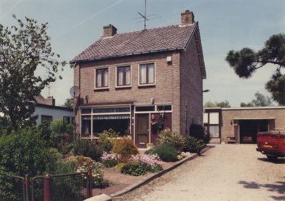 Woning-Piet-Kee
Woning van Piet Kee. 
Op deze plaats staat nu de wijk Venenburg. 
Deze wijk is gebouwd in 2008.
