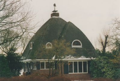 Architectonische-gebouwde-woning
Deze woning is in 1931 gebouwd door J.Slokker.
