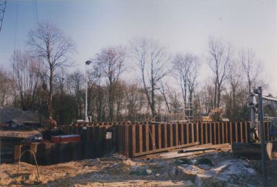 Aanmaak-damwand
Aanmaak van een damwand met renovatie van de nieuwe Zanderij-sluis.

