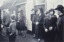 Bestandsnaam=A99999_(GRPS1)_@19450000F_@Op-Rustoord-wachten-op-de-koetsjes_@Vreelandseweg_@_(07-10-23a-647_E-van-Benschop).jpg
Bestandsgrootte=460KiB
Afmetingen = 3553x2353
Datum toegevoegd = 16 apr 2021 A99999_(GRPS1)_@19450000F_@Op-Rustoord-wachten-op-de-koetsjes_@Vreelandseweg_@_(07-10-23a-647_E-van-Benschop).jpg