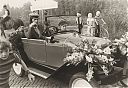 Bestandsnaam=A99999_(JBLM1)_@19730000F_@25e-jarig-regerings-jubileum_@Overmeerseweg_@_(02-41-17-297a_Mw-M-Vermeulen).jpg
Bestandsgrootte=431KiB
Afmetingen = 2252x1565
Datum toegevoegd = 16 apr 2021 A99999_(JBLM1)_@19730000F_@25e-jarig-regerings-jubileum_@Overmeerseweg_@_(02-41-17-297a_Mw-M-Vermeulen).jpg
