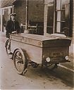 Bestandsnaam=A99999_(MDST1)_@19300000F_@Janus-Vossepoel-met-de-bakfiets_@Overmeerseweg_@_(04-10-04-504_Ruud-Verkaik).jpg
Bestandsgrootte=819KiB
Afmetingen = 3081x3729
Datum toegevoegd = 16 apr 2021 A99999_(MDST1)_@19300000F_@Janus-Vossepoel-met-de-bakfiets_@Overmeerseweg_@_(04-10-04-504_Ruud-Verkaik).jpg