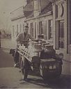 Bestandsnaam=A99999_(MDST1)_@19480000F_@Melkboer-met-bakfiets_@Voorstraat_@_(04-13-08b-491_Mevr-v-d-Vliet).jpg
Bestandsgrootte=351KiB
Afmetingen = 2005x2513
Datum toegevoegd = 16 apr 2021 A99999_(MDST1)_@19480000F_@Melkboer-met-bakfiets_@Voorstraat_@_(04-13-08b-491_Mevr-v-d-Vliet).jpg