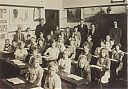 Bestandsnaam=A99999_(NDRW1)_@19380000F_@Schoolklas_@Warinschool_@_(07-17-15-562_Nb).jpg
Bestandsgrootte=800KiB
Afmetingen = 3341x2333
Datum toegevoegd = 16 apr 2021 A99999_(NDRW1)_@19380000F_@Schoolklas_@Warinschool_@_(07-17-15-562_Nb).jpg