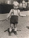 Bestandsnaam=A99999_(PRSN1)_@19600000F_@Nico-van-Mer-op-straat_@Nederhorst-den-Berg_@_(09-30-04b_Nb).jpg
Bestandsgrootte=242KiB
Afmetingen = 1433x1865
Datum toegevoegd = 16 apr 2021 A99999_(PRSN1)_@19600000F_@Nico-van-Mer-op-straat_@Nederhorst-den-Berg_@_(09-30-04b_Nb).jpg