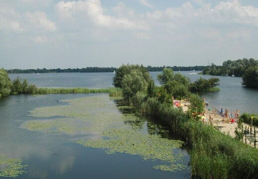 Kinderstrandje aan de Spiegelplas