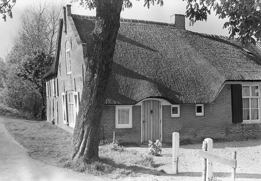 Eilandseweg 16a 1957 Voor en gedeelte rechter zijgevel